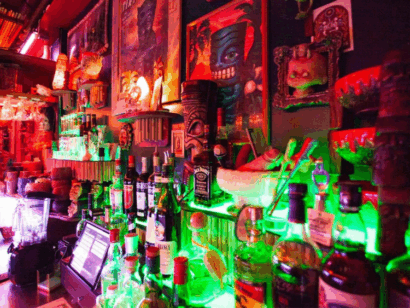 10615_indoor_files_danton-ku-tiki-bar_tempImage9LLPPb
