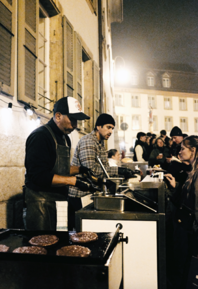 12281_outdoor_files_metzgers-tochter-la-fille-du-boucher_Bildschirmfoto-2026-01-21-um-22.39.41